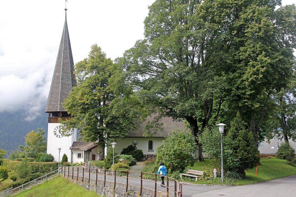 Nella and Evangelisch Reformierte Kirche Wengen